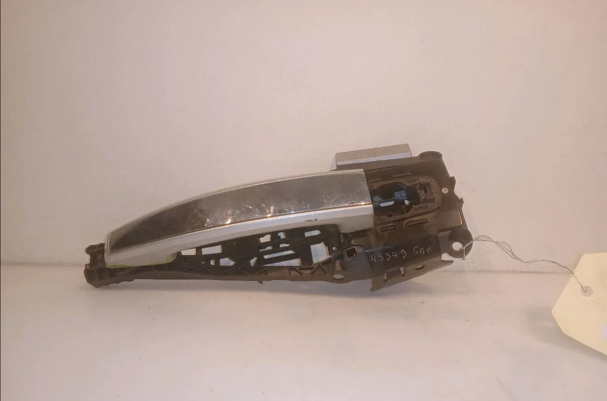 Poignee ext porte avg Opel INSIGNIA A (G09) 2.0 cdti (68) (2008-2017) occasion