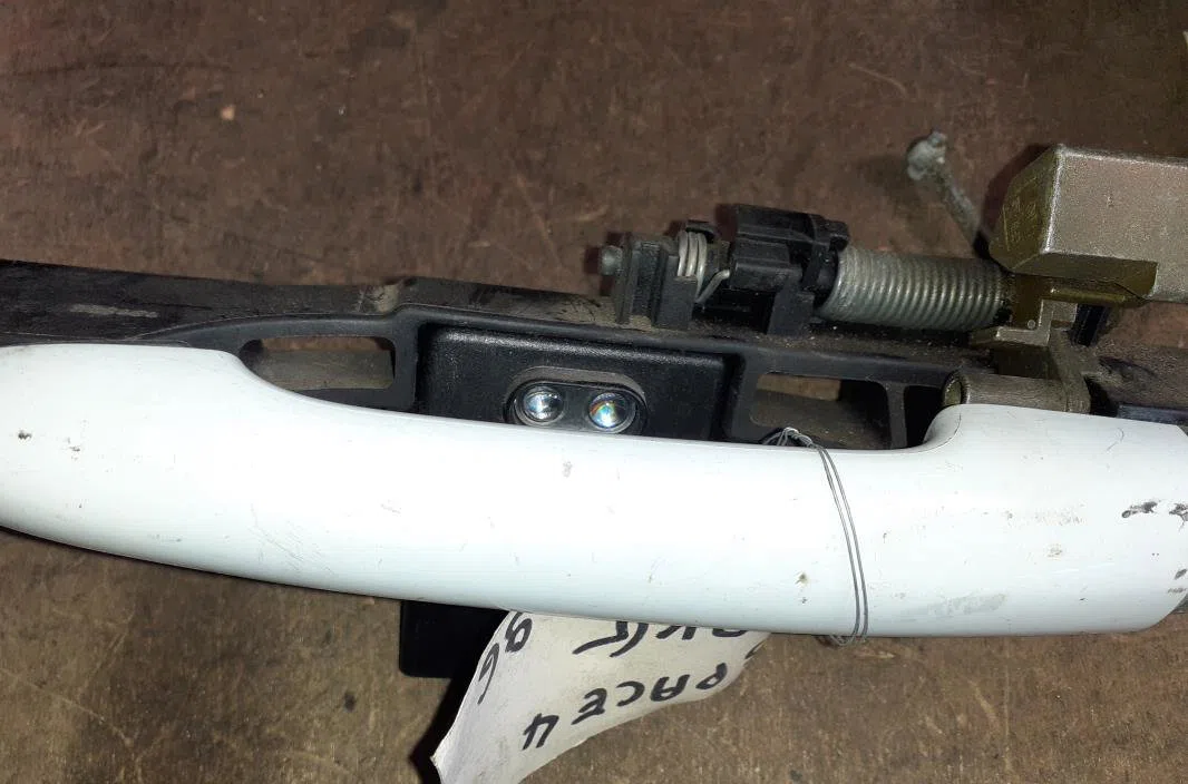 Poignee ext porte avg Renault ESPACE IV (JK0-1_) 2.2 dci (jk0h) (2002-2006) occasion