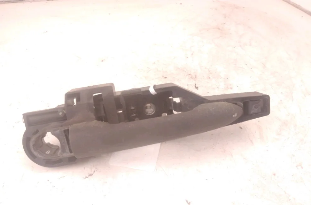 Poignee ext porte avg Renault KANGOO Express (FW0-1_) 1.5 dci 85 (fw0k, fw0l, fw0b) (2008) occasion