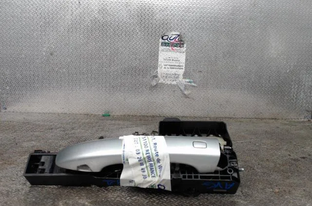 Poignee ext porte avg RENAULT MEGANE 4 MEGANE 4 PHASE 2 occasion