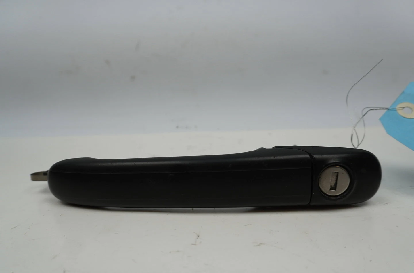 Poignee ext porte avg Volkswagen POLO (6N2) 1.4 (1999-2001) 5 portes occasion