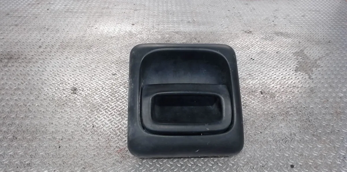 Poignee ext porte battante d Peugeot BOXER Camionnette (244) 2.2 hdi (2001-2006) occasion