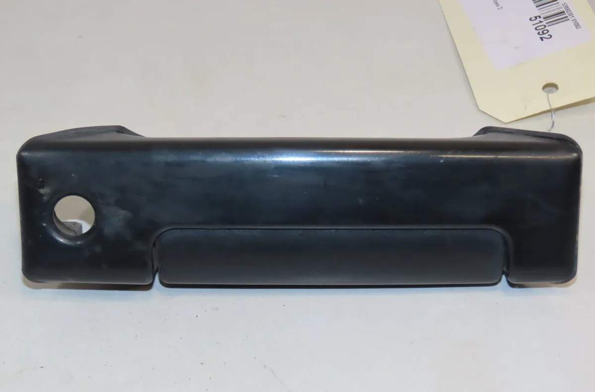 Poignee ext porte battante d Toyota HIACE IV Camionnette (__H1_, __H2_) 2.5 d-4d (klh12, klh22) (2001-2006) occasion