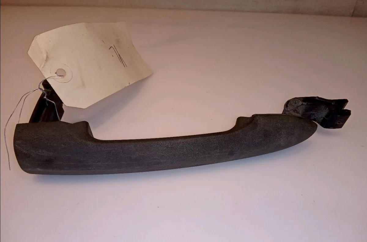 Poignee ext porte battante g Renault KANGOO Express (FW0-1_) 1.5 dci 110 (fw06, fw12) (2013) occasion
