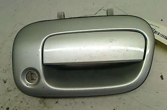 Poignee ext porte battante TOYOTA RAV4 115 D-4D VX occasion