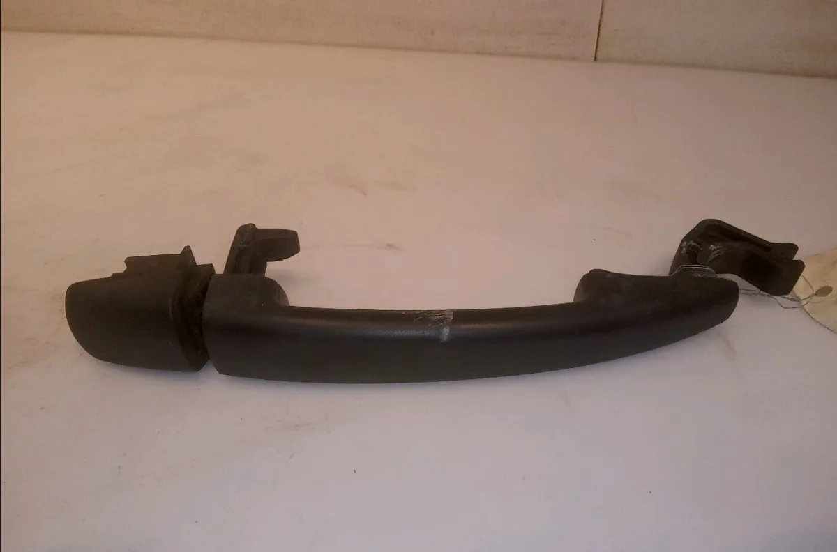 Poignee ext porte coulissante d Citroen BERLINGO MULTISPACE (B9) 1.6 hdi 90 (2010) occasion