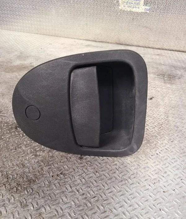 Poignee ext porte coulissante d Opel COMBO Tour 1.3 cdti 16v (2004-2011) occasion