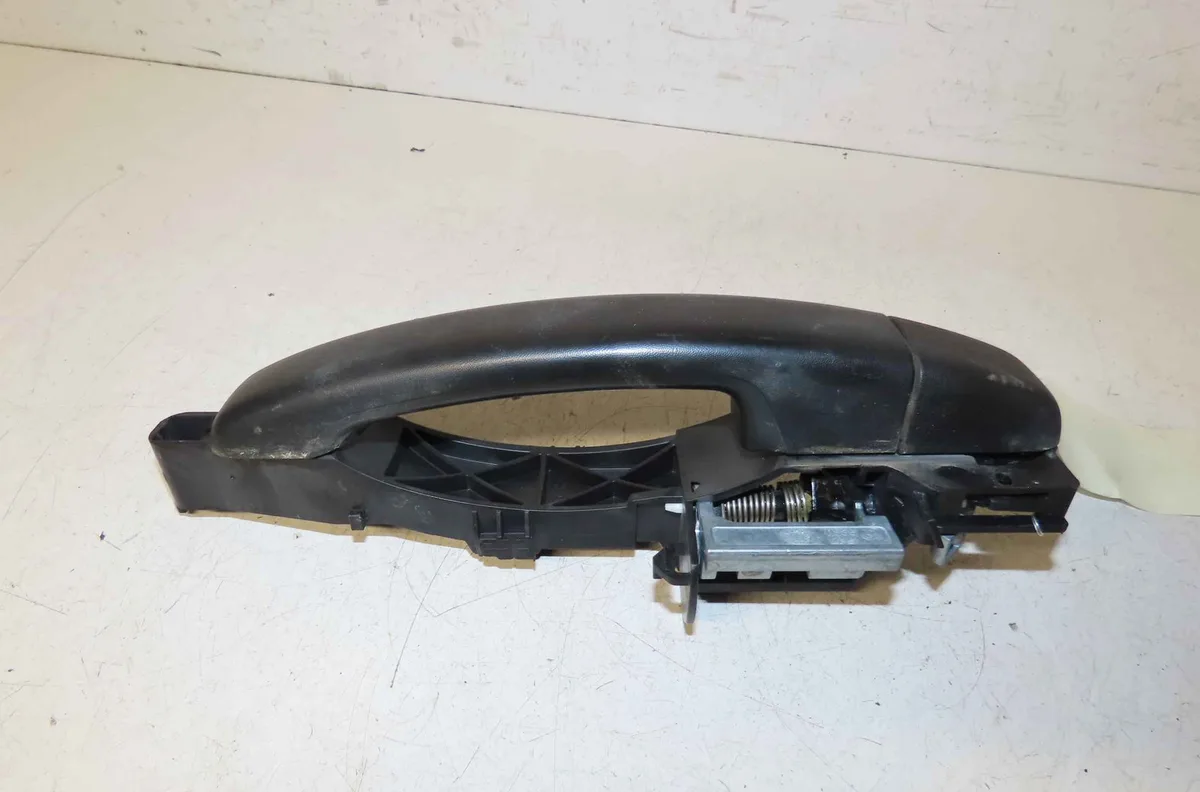 Poignee ext porte coulissante d RENAULT TRAFIC III occasion