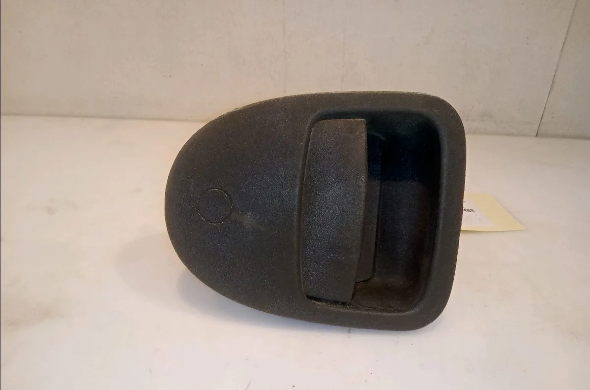 Poignee ext porte coulissante g Opel COMBO Tour 1.7 cdti 16v (2004-2011) occasion