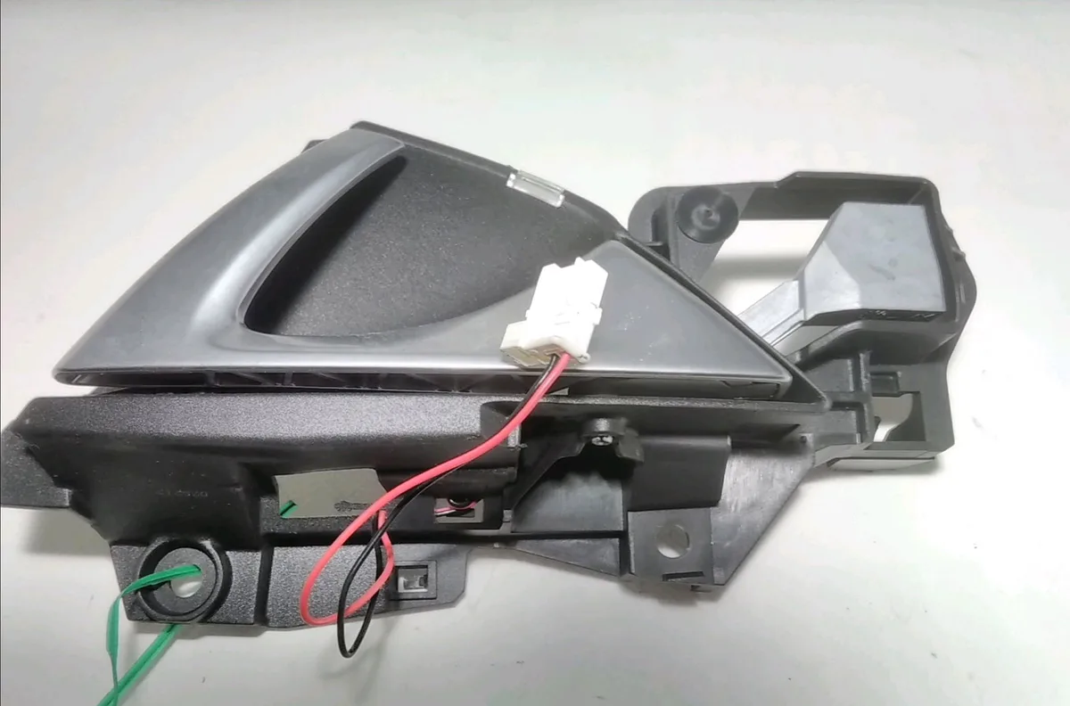 Poignee int porte ard Citroen DS5 2.0 hdi 165 hybrid4 4x4 (2011-2015) 5 portes occasion