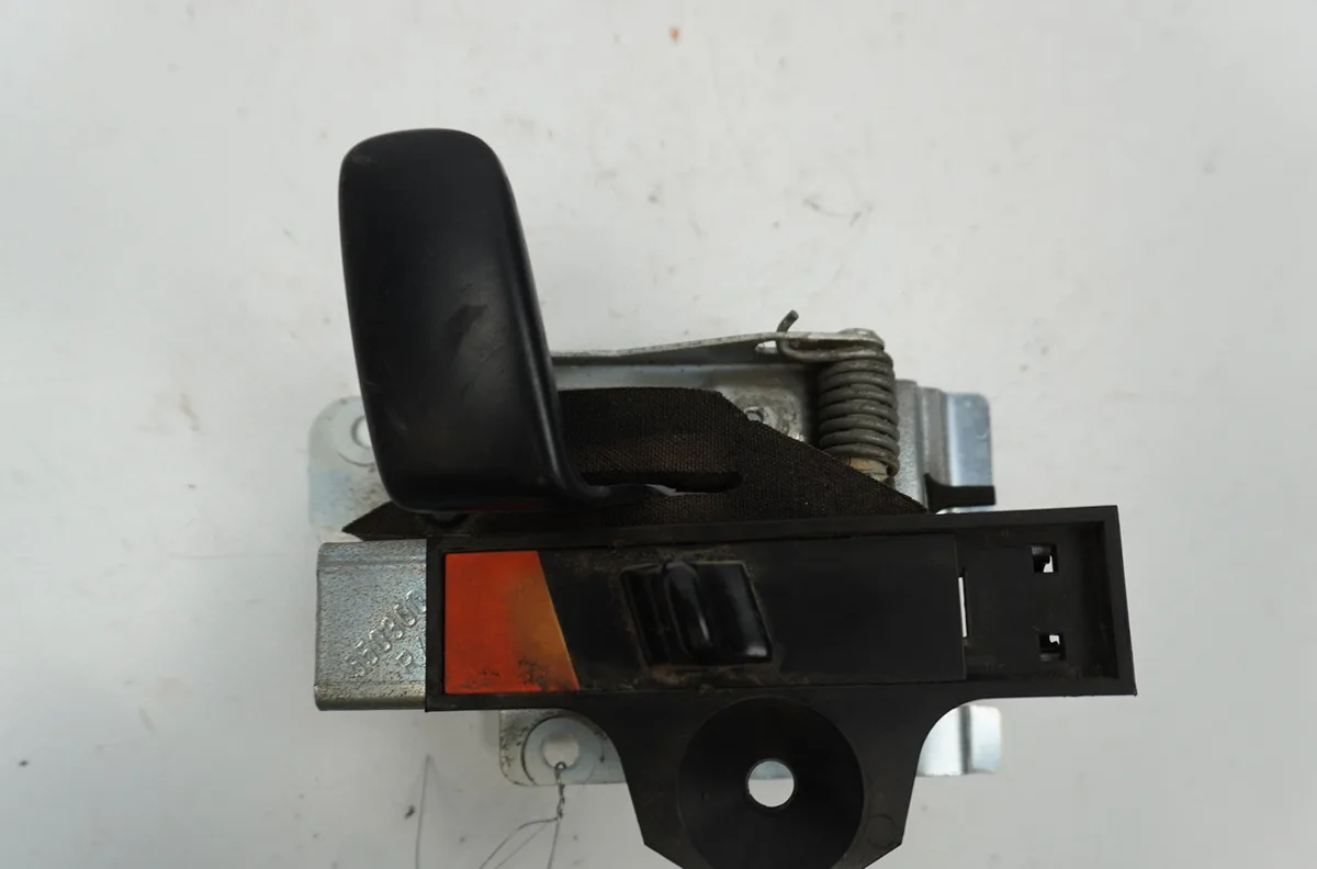 Poignee int porte ard Jeep GRAND CHEROKEE I (ZJ, ZG) 2.5 td 4x4 (z) (1995-1999) occasion