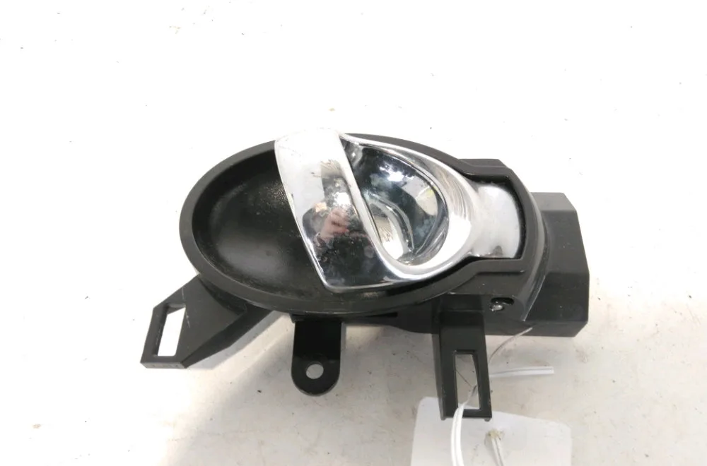 Poignee int porte ard Nissan JUKE (F15) 1.5 dci (2010) 5 portes occasion