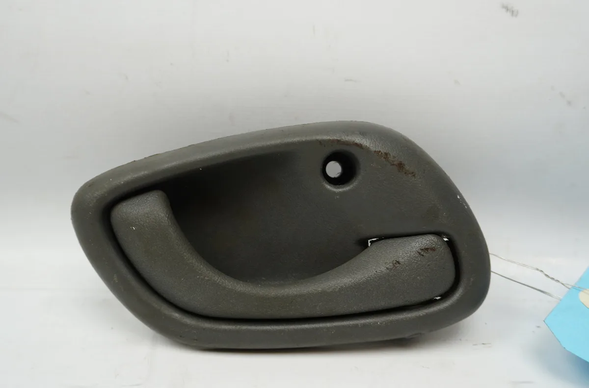 Poignee int porte ard Suzuki IGNIS I (FH) 1.3 4wd (rg413) (2000-2003) occasion