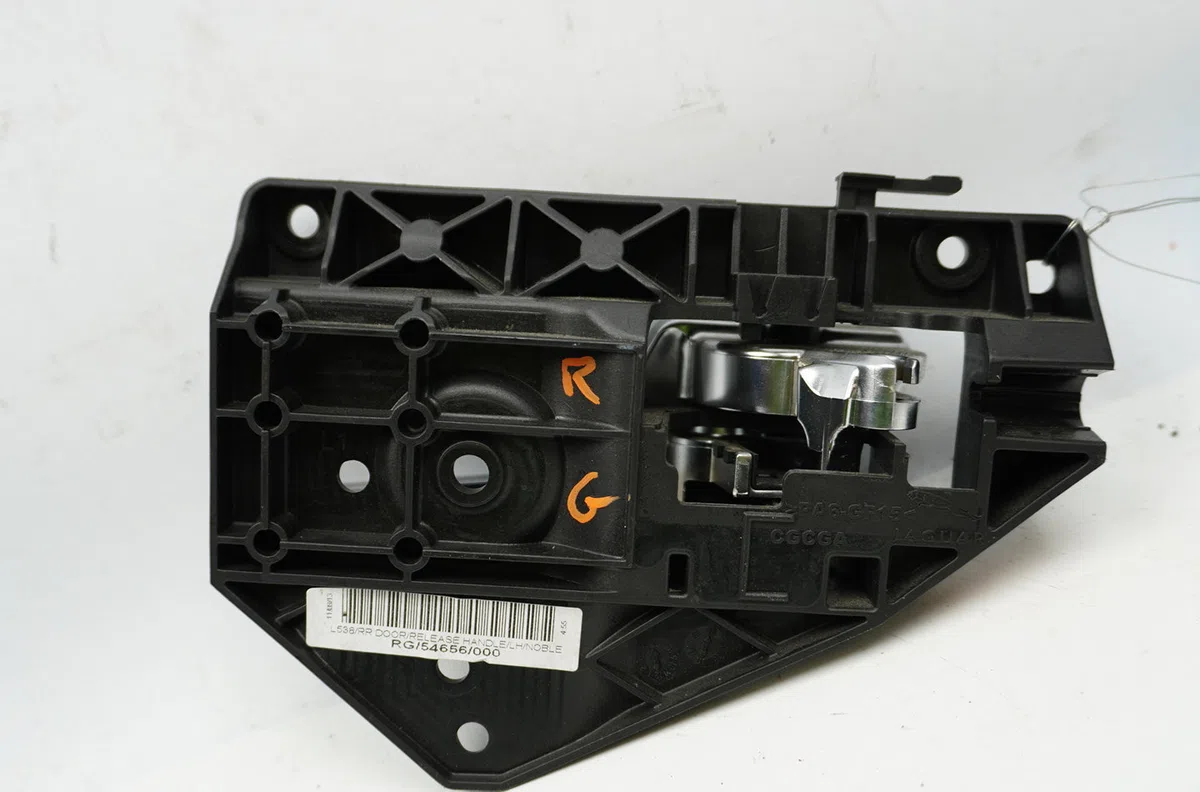 Poignee int porte arg Land rover RANGE ROVER EVOQUE (L538) 2.2 d 4x4 (2011-2019) occasion