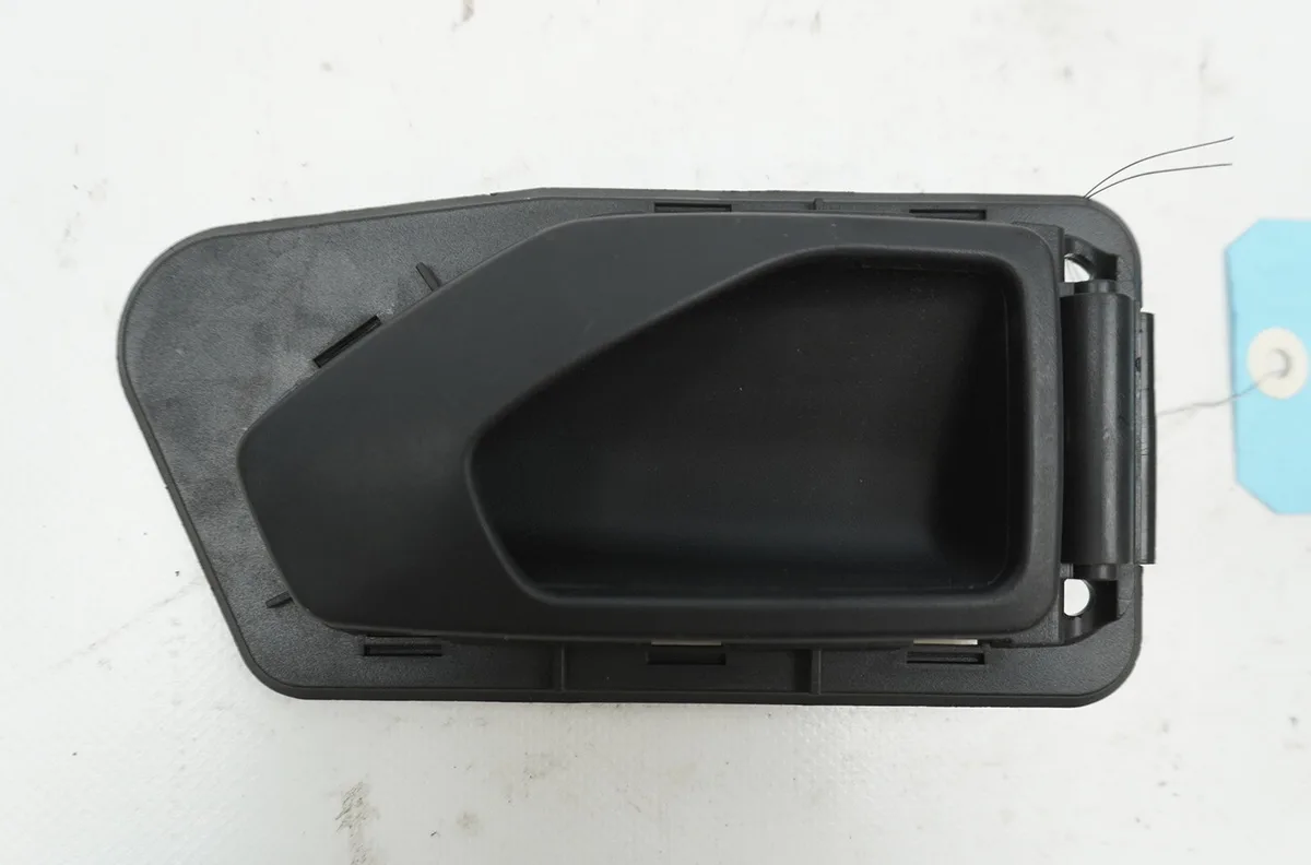 Poignee int porte arg Peugeot 306 3-5 portes (7A, 7C, N3, N5) 1.4 (1993-2001) 5 portes occasion