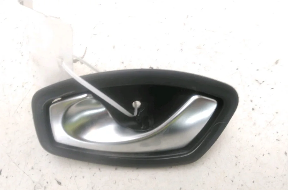 Poignee int porte arg Renault CAPTUR I (J5_, H5_) 0.9 tce 90 (2013) 5 portes occasion