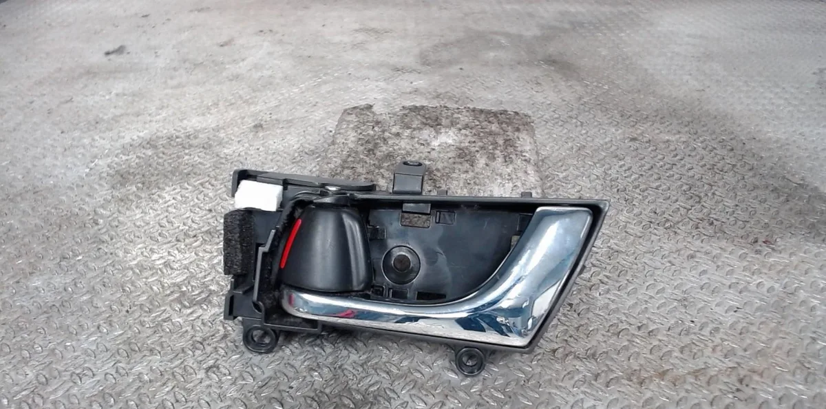 Poignee int porte arg Subaru OUTBACK (BL, BP) 2.0 d awd (bpd) (2008-2009) 5 portes occasion