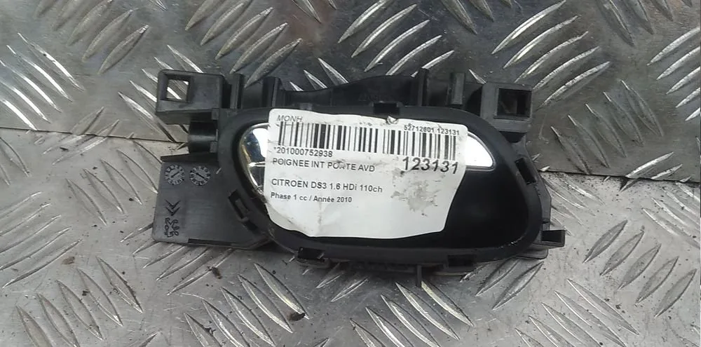 Poignee int porte avd CITROEN DS3 2010 occasion