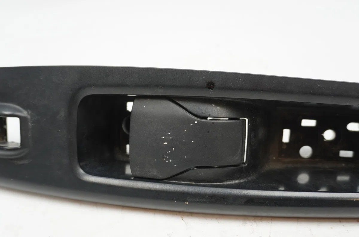 Poignee int porte avd Fiat DOBLO Cargo (263_) 1.6 d multijet (2010) occasion