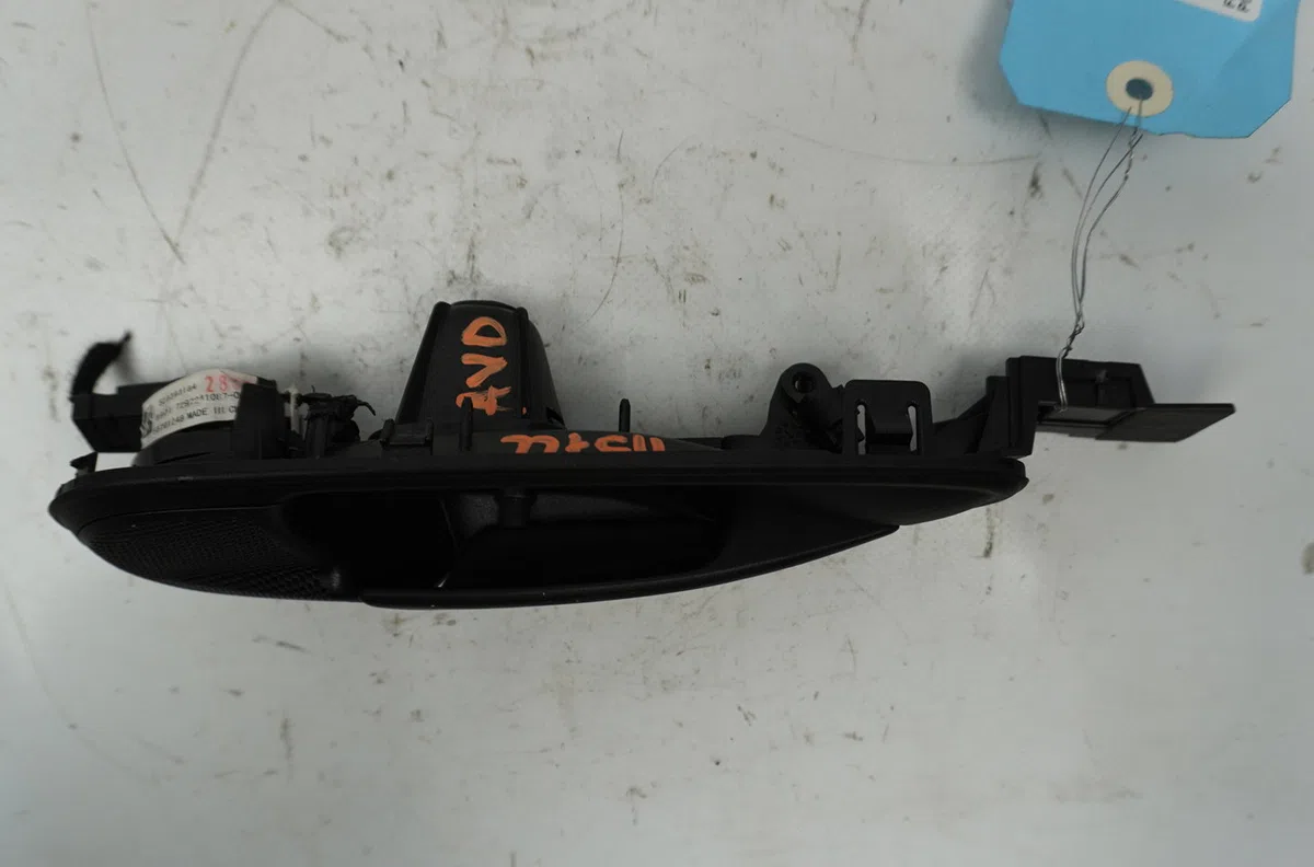 Poignee int porte avd Fiat PUNTO (199_) 1.2 (199axz1a, 199bxz1a) (2012) occasion