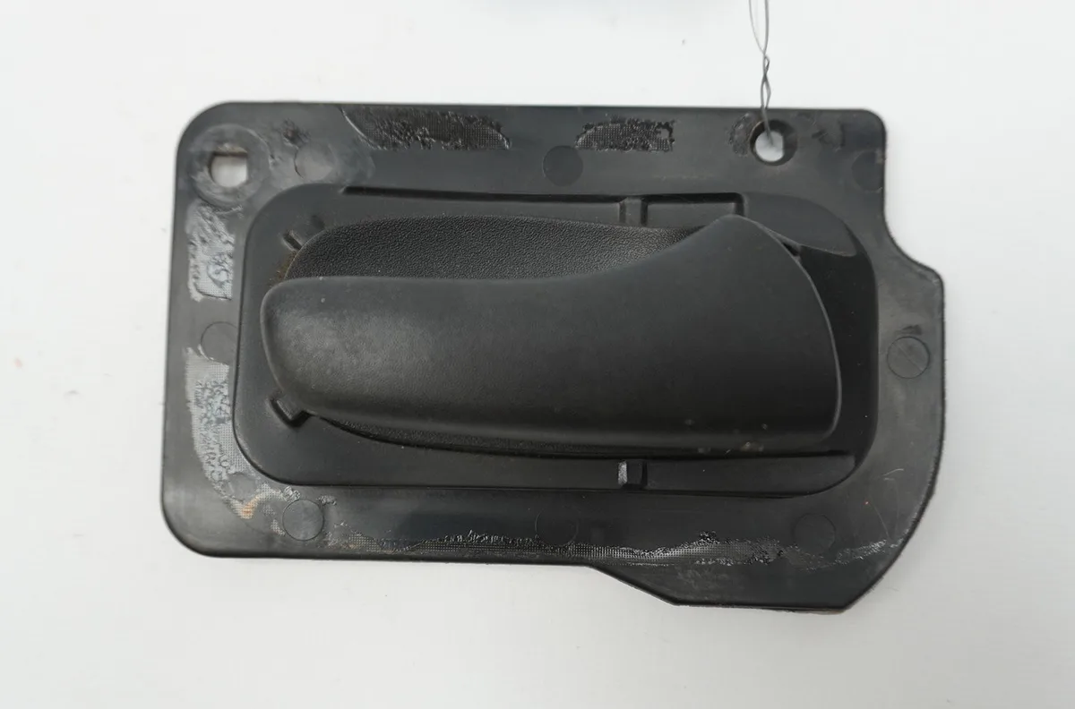 Poignee int porte avd Opel VECTRA B Break (J96) 2.0 dti 16v (f35) (1997-2003) occasion