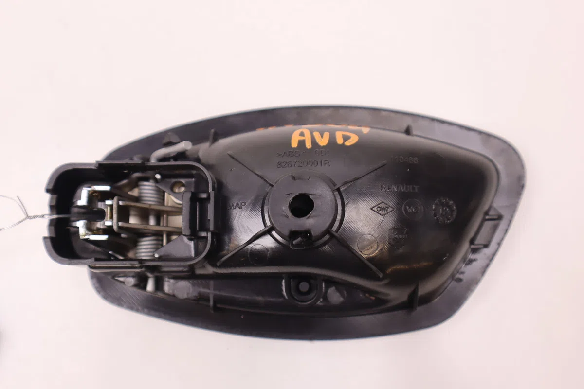 Poignee int porte avd Renault CLIO IV (BH_) 1.5 dci 90 (2012) 5 portes occasion