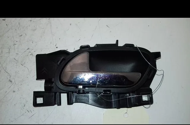 Poignee int porte avg Citroën C4 GRAND PICASSO I (UA_) 2.0 hdi 150 (2009-2013) occasion