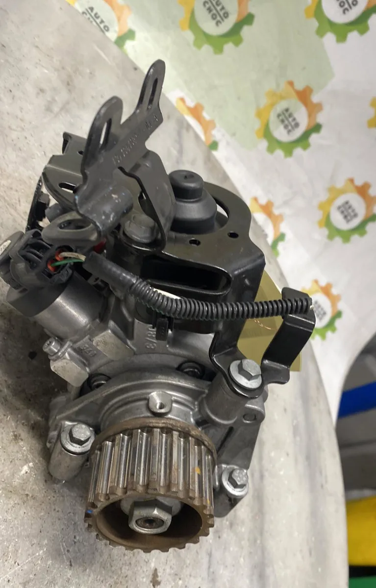 Pompe à carburant électrique RENAULT CLIO 4 PHASE 1 occasion