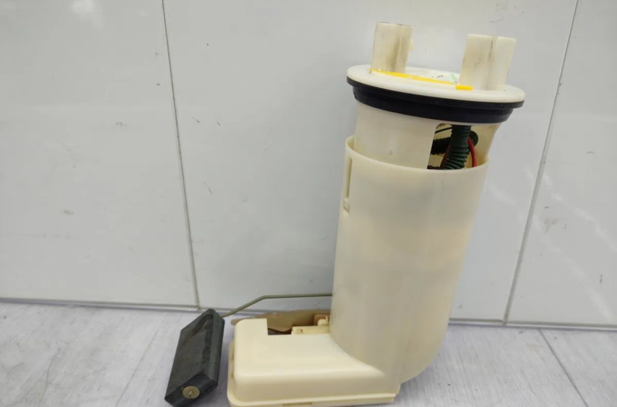 Pompe à carburant immergée CITROEN SAXO PHASE 1 occasion