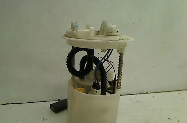 Pompe à carburant immergée Fiat GRANDE PUNTO (199_) 1.2 (2005) occasion