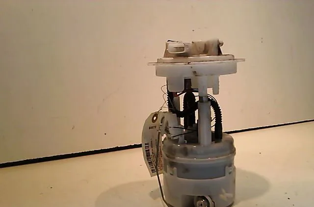 Pompe à carburant immergée NISSAN MICRA occasion