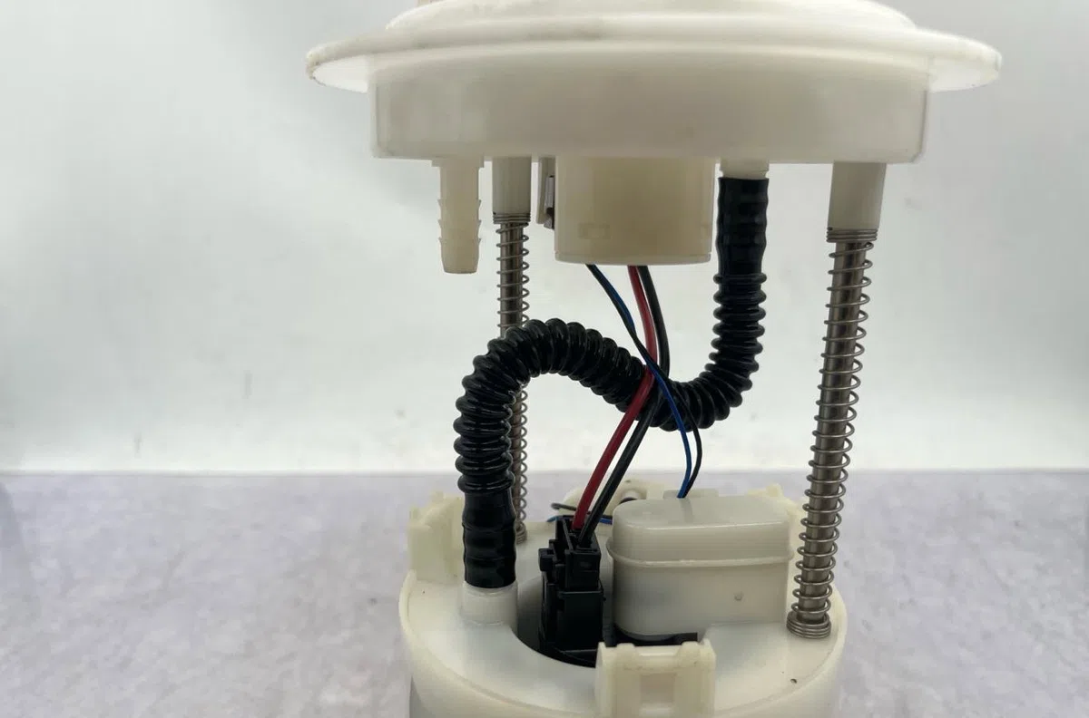 Pompe à carburant immergée NISSAN NOTE 2 occasion