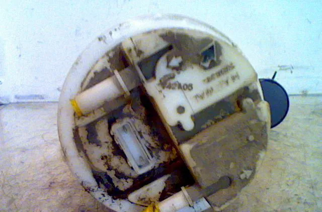 Pompe à carburant immergée PEUGEOT 306 1998 occasion