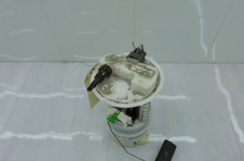 Pompe à carburant immergée RENAULT CLIO 3 PHASE 2 occasion
