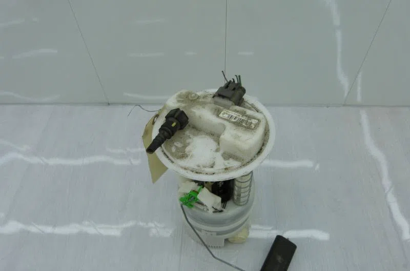 Pompe à carburant immergée RENAULT CLIO 3 PHASE 2 occasion