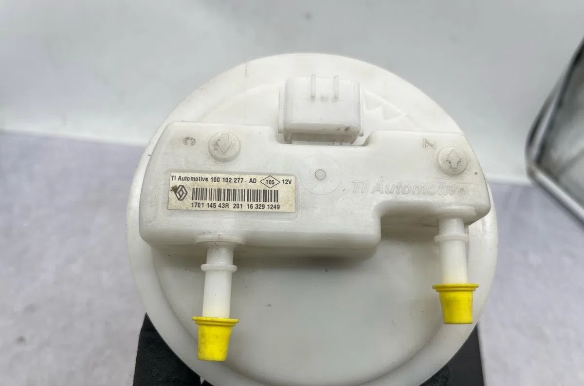 Pompe à carburant immergée RENAULT CLIO 4 PHASE 2 BREAK occasion