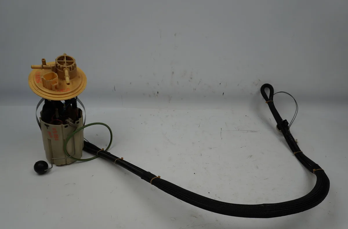 Pompe à carburant immergée Volvo V70 II (285) D5 awd (2002-2007) occasion