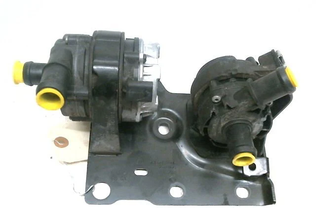 Pompe a eau VOLKSWAGEN PASSAT occasion