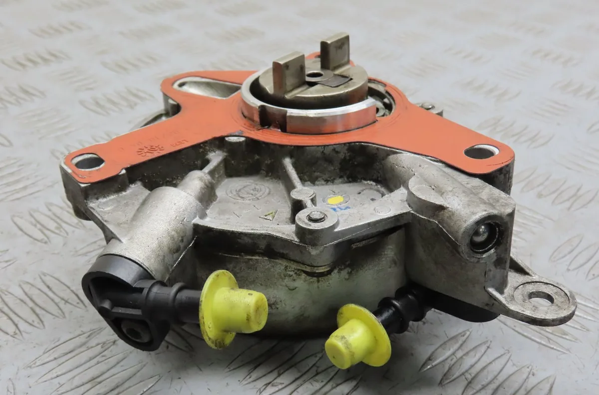 Pompe a vide Citroen C4 PICASSO I Monospace (UD_) 2.0 hdi 150 (2009-2013) 5 portes occasion