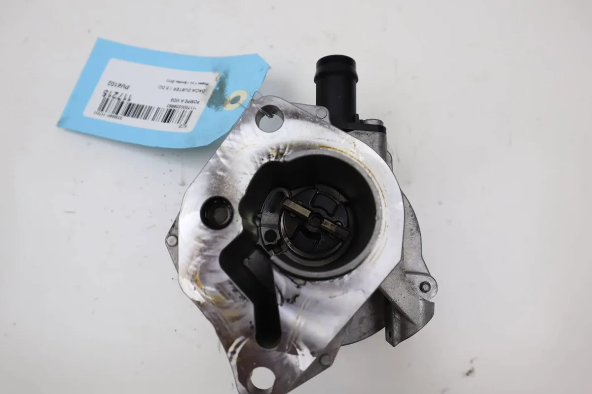 Pompe a vide Dacia DUSTER (HS_) 1.5 dci (hsmc) (2010-2018) occasion