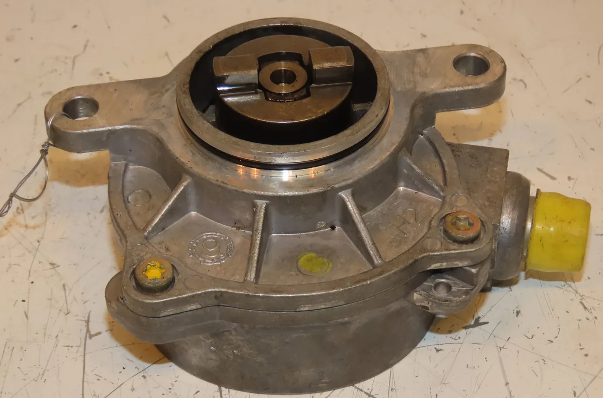 Pompe a vide Renault ESPACE III (JE0_) 2.2 dci (je0k) (2000-2002) 5 portes occasion