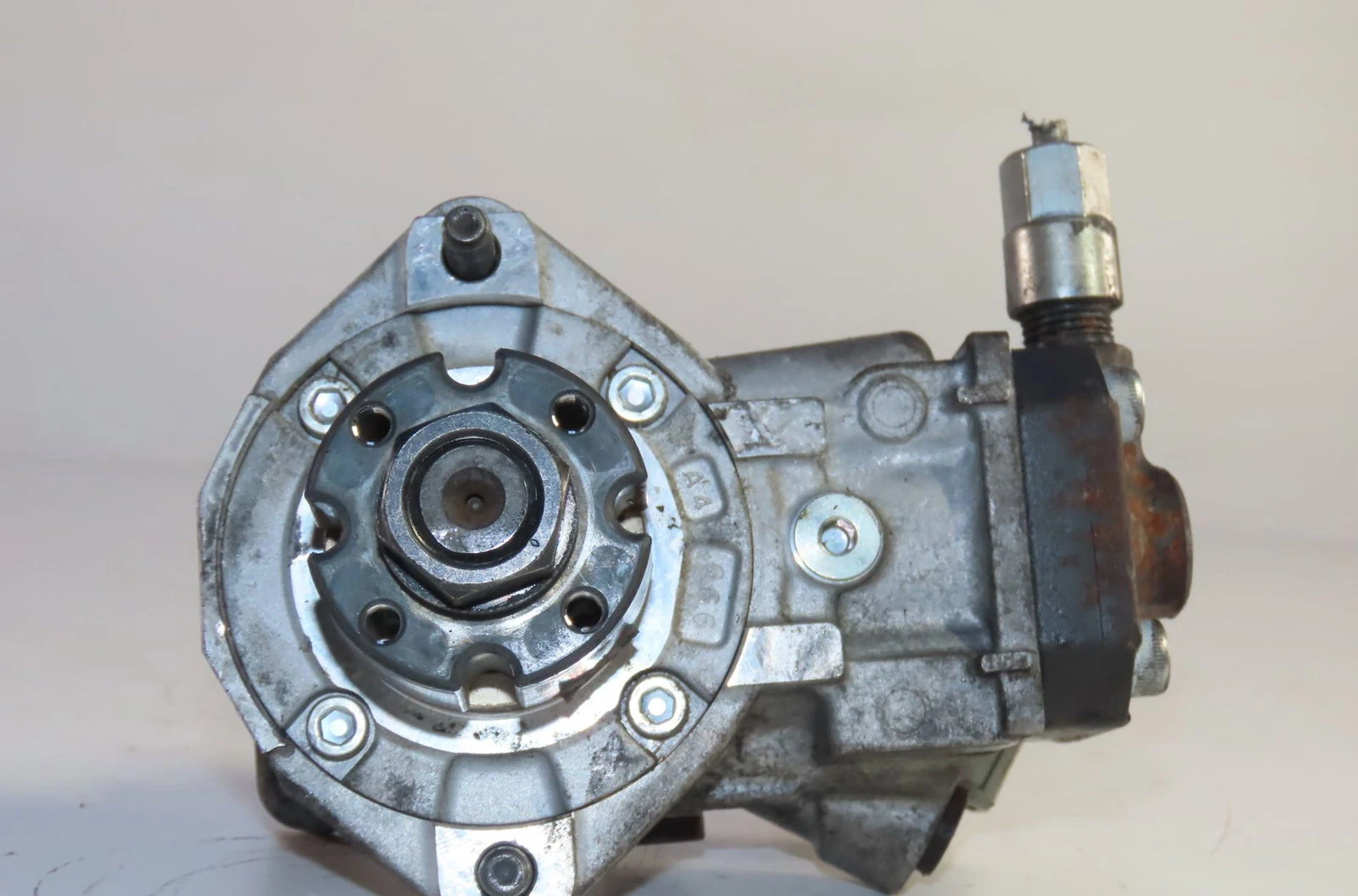Pompe injection diesel Volvo XC40 (536) D3 (2018-2021) 5 portes occasion