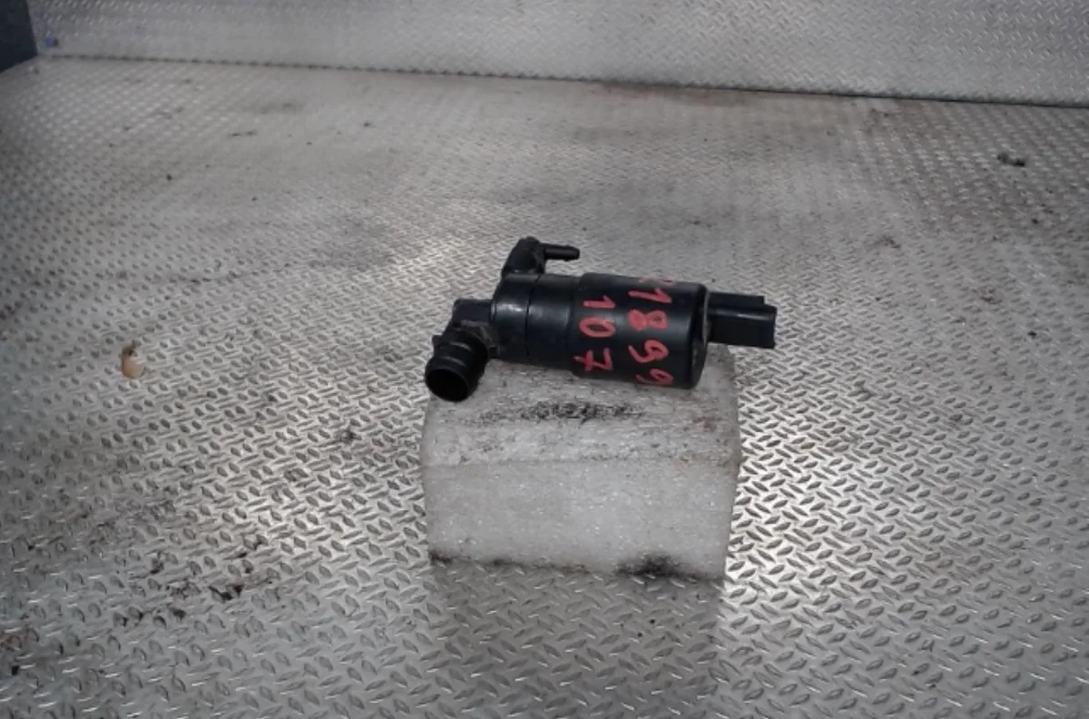 Pompe lave-glace ar PEUGEOT 107 107 PHASE 2 occasion