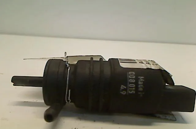 Pompe lave-glace avant AUDI A6 1997 occasion