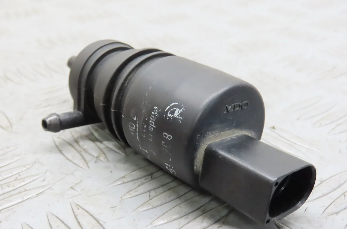 Pompe lave-glace avant Bmw 3 (E46) 330 xd (2000-2003) occasion