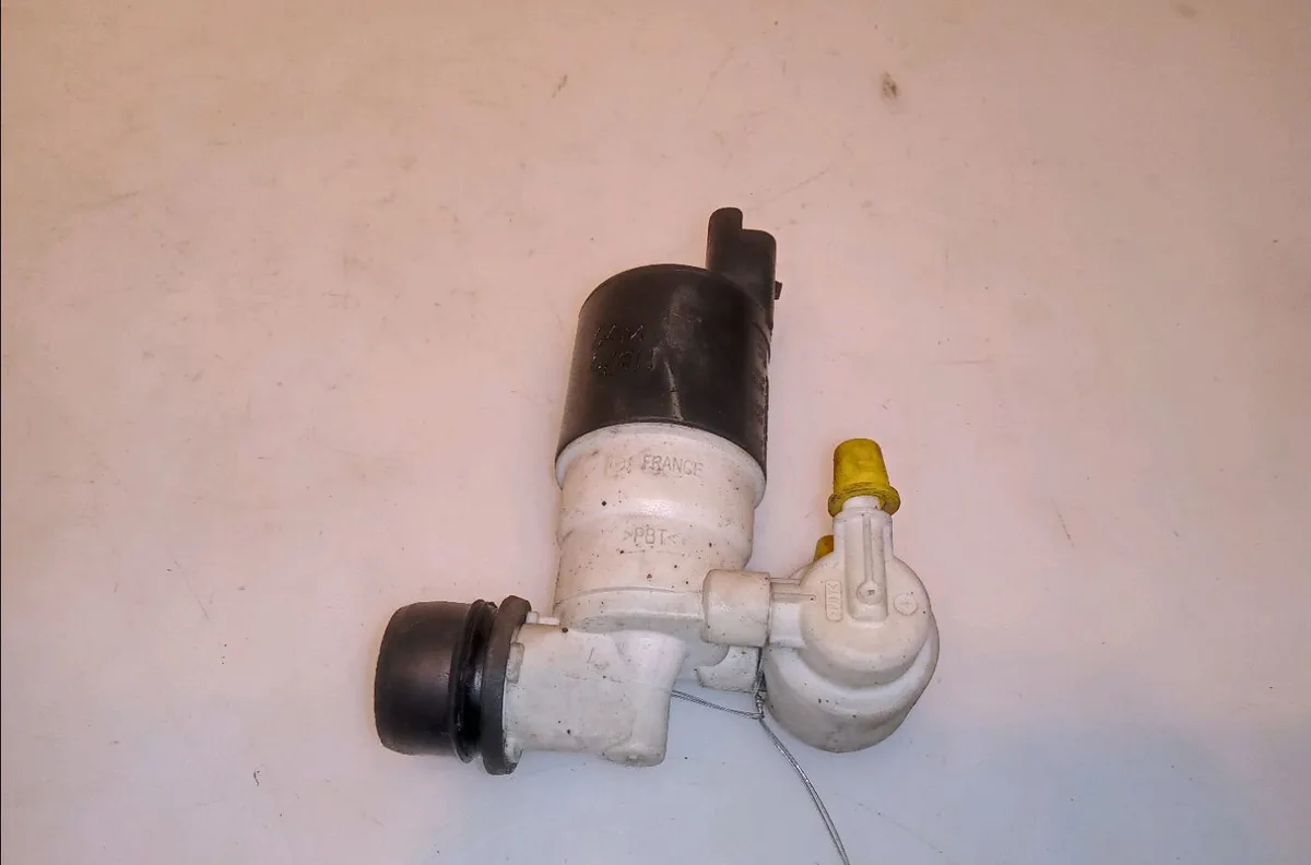 Pompe lave-glace avant Citroen BERLINGO MULTISPACE (B9) 1.6 hdi 90 (2010) 5 portes occasion