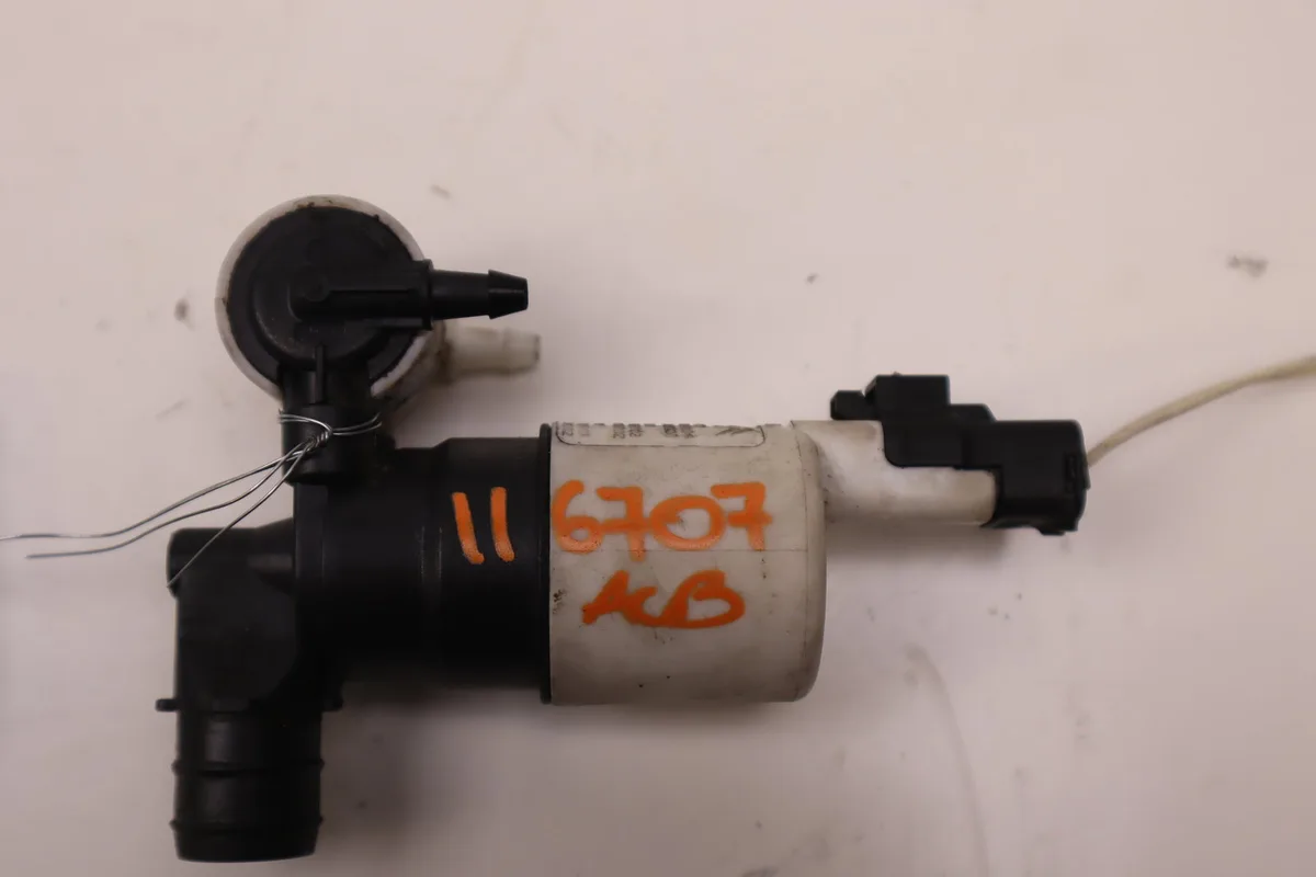 Pompe lave-glace avant Citroen C5 I (DC_) 2.0 hdi (dcrhzb, dcrhze) (2001-2004) 5 portes occasion