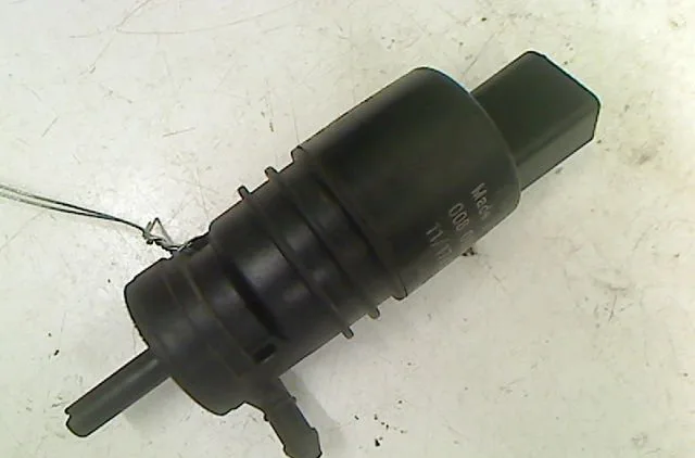 Pompe lave-glace avant Dodge RAM 1500 Crew Cab Pickup 5.7 4wd (2008-2010) occasion