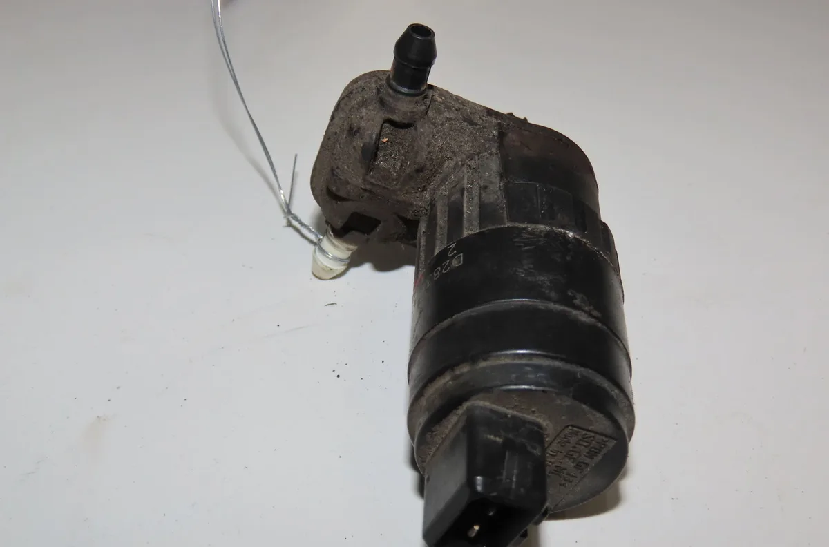 Pompe lave-glace avant Fiat TIPO 3-5 portes (356_, 357_) 1.4 (356hxa1b) (2016-2020) occasion