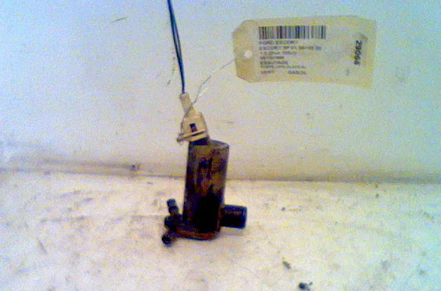 Pompe lave-glace avant FORD ESCORT III 1996 occasion